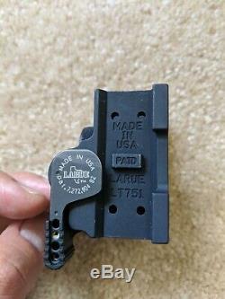 Aimpoint Micro H-1 Red Dot Sight 4 MOA with LaRue LT751 Tactical Mount (Mint Cond)