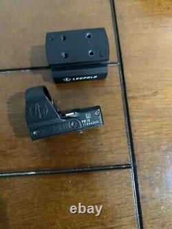 Leupold DeltaPoint Pro 2.5 MOA Red Dot Reflex Sight With Mount 177156 USED