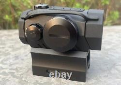 Sig Sauer ROMEO5 1x20mm 2 MOA Red Dot Sight with Mounts SOR52001