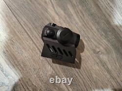 Sig Sauer Romeo 4 Compact Red Dot Sight 1x20mm 2 MOA with Mount