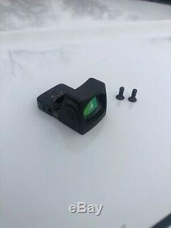 Trijicon RMR Type 1 Rm06 3.25 MOA Adjustable LED Red Dot Sight