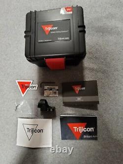 Trijicon SRO Sight 2.5 MOA Adjustable LED Reflex Red Dot Sight SRO2-C-2500002